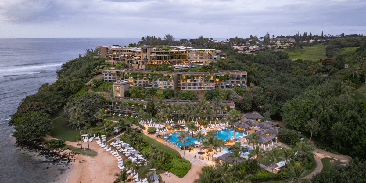 1 Hotel Hanalei Bay aerial view
