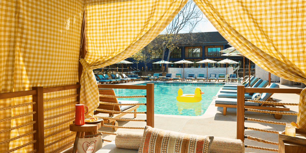 Treehouse Silicon Valley pool cabana